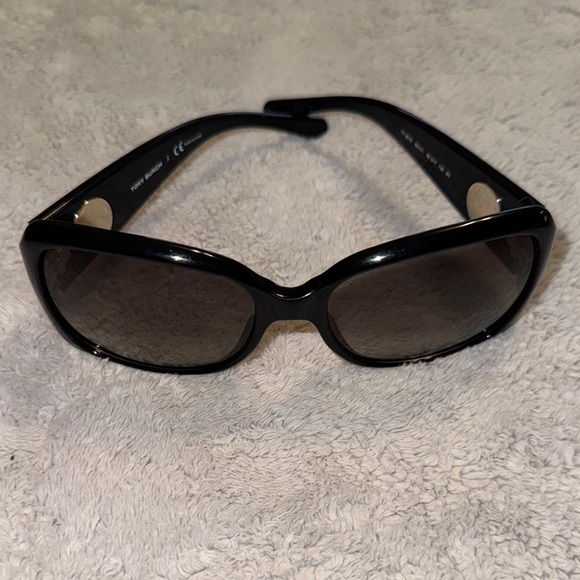 Tory Burch Black Sunglasses - Picture 3 of 5